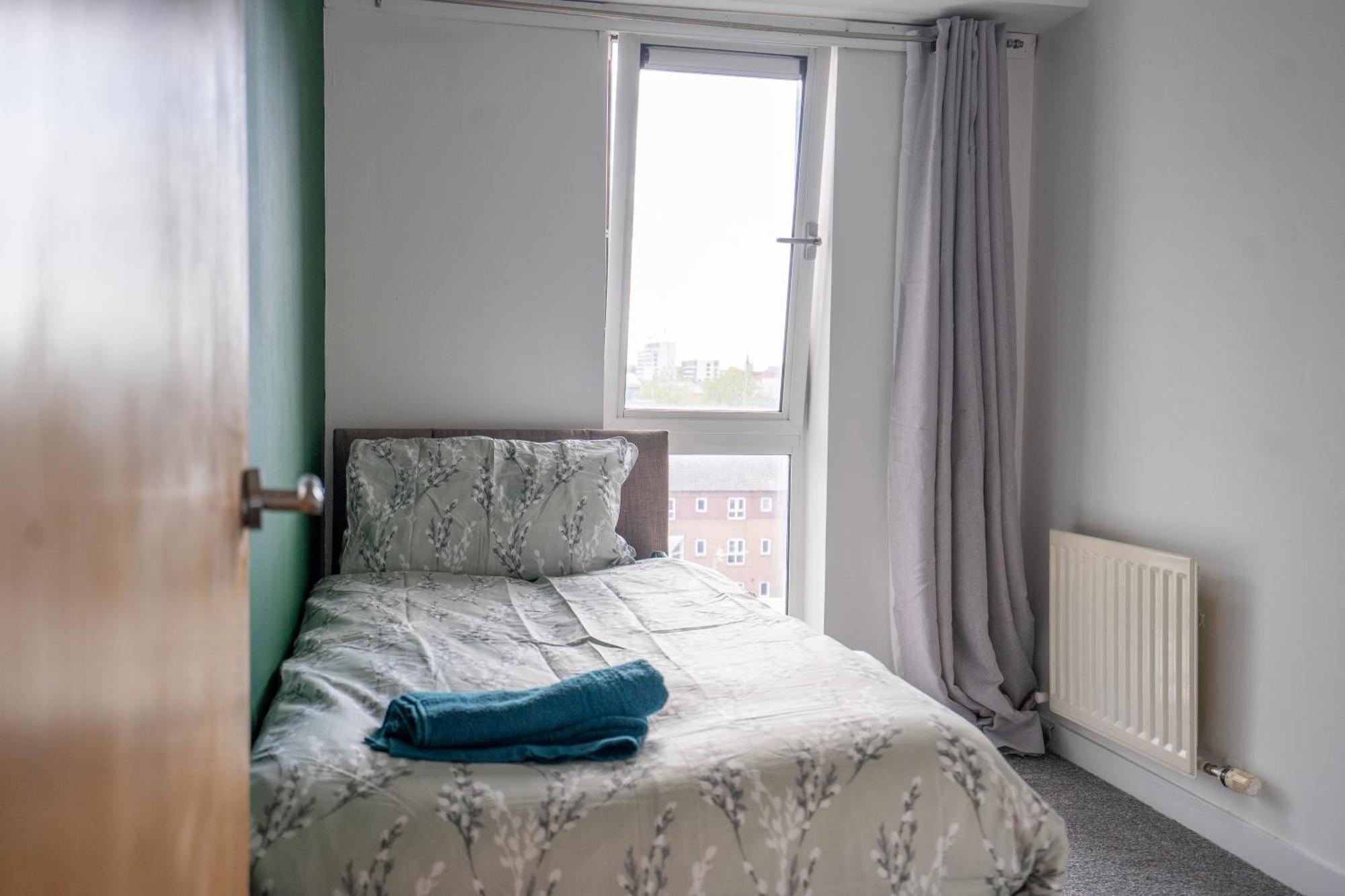 Movie House Executive - Secure Free Parking * Belfast